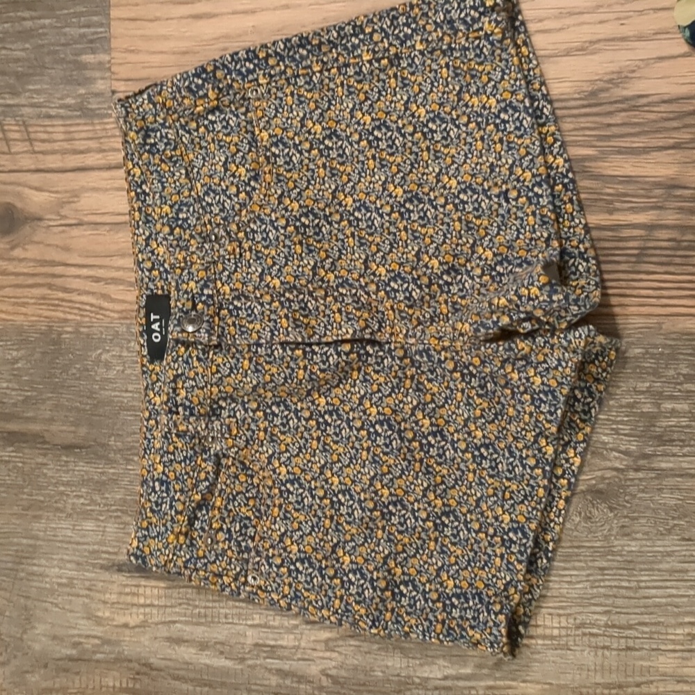 Oat New York High Waist Floral Shorts in Navy and Mustard
